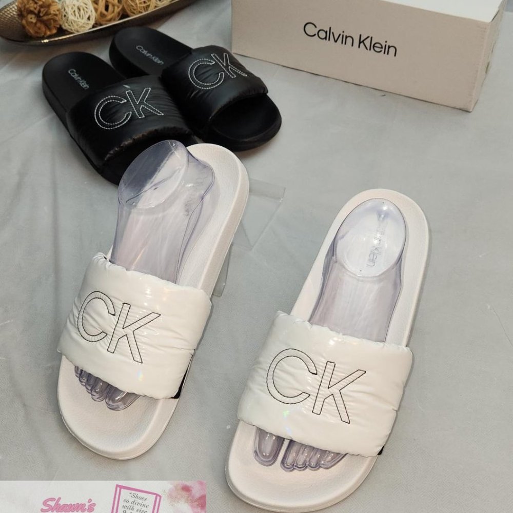 Puff Nylon Pool Slides - Picture 2 of 3